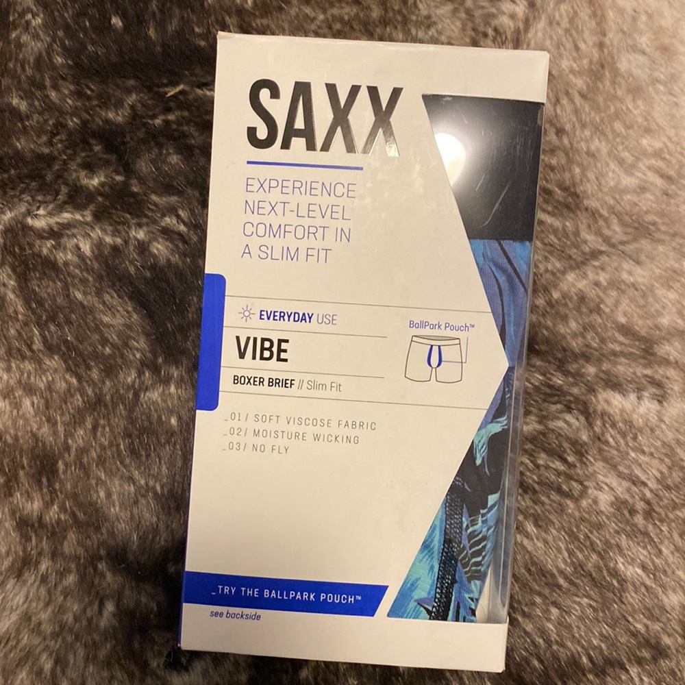 SAXX Vibe Boxer Brief - blue tropical print NEW